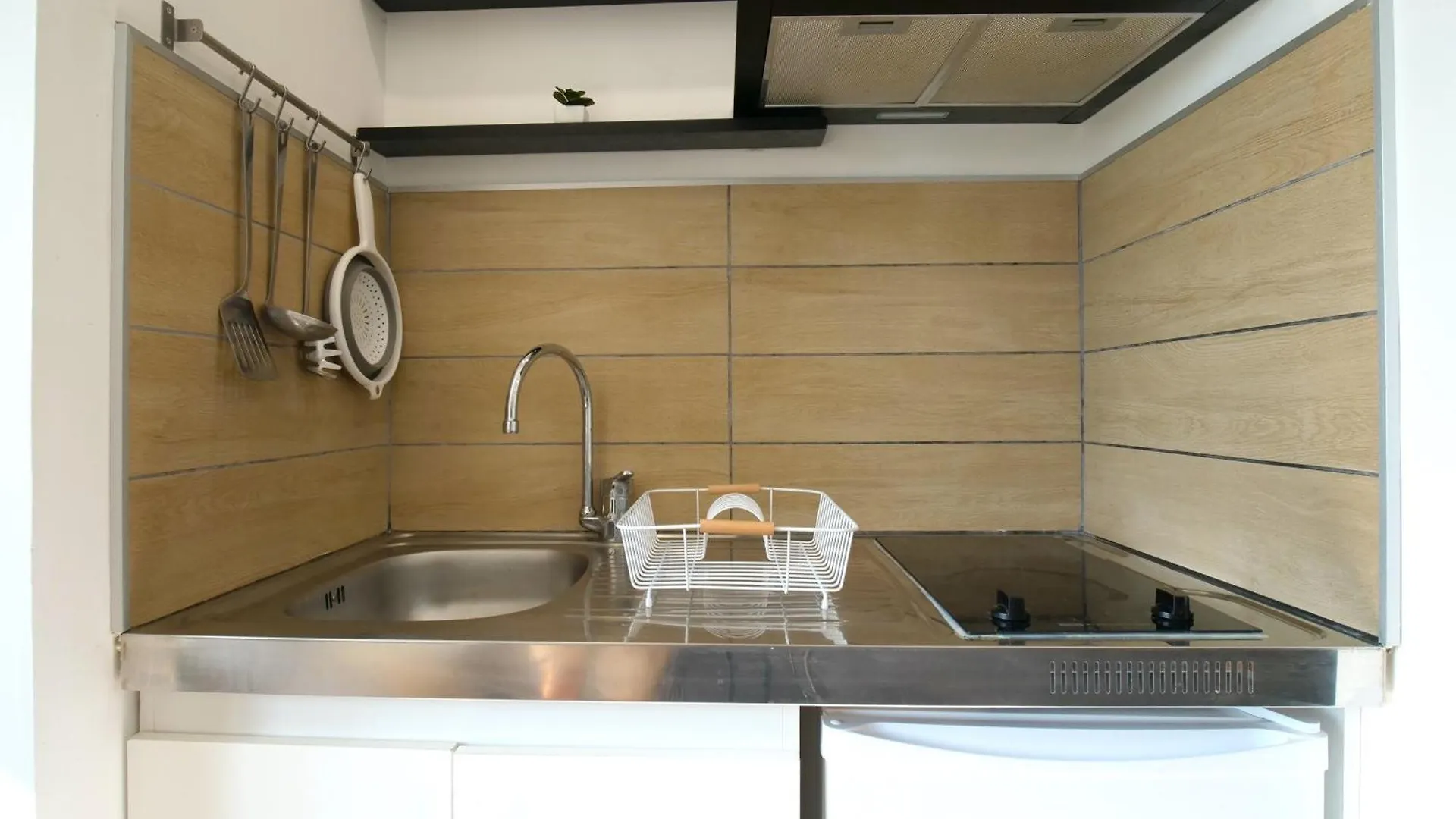 아파트 Cozy Studio - Ideal Pour Pros - Parking - Wifi 로리앙